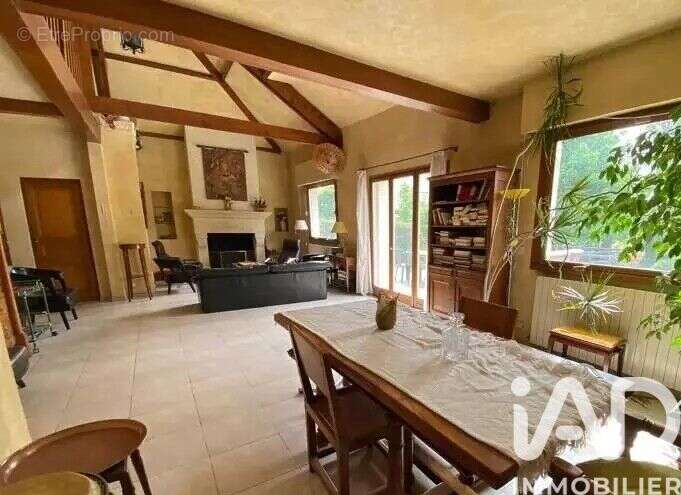 Photo 7 - Maison à SAINT-MAUR-DES-FOSSES