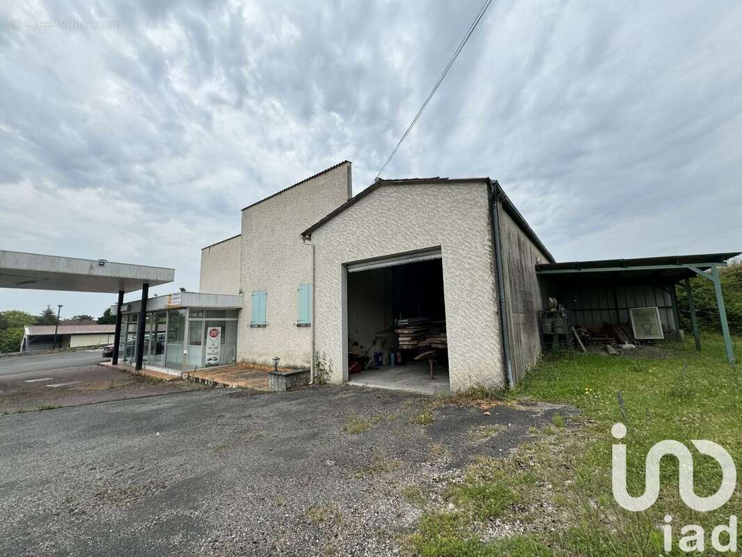 Maison 125 m² à Montboyer  - photo 7