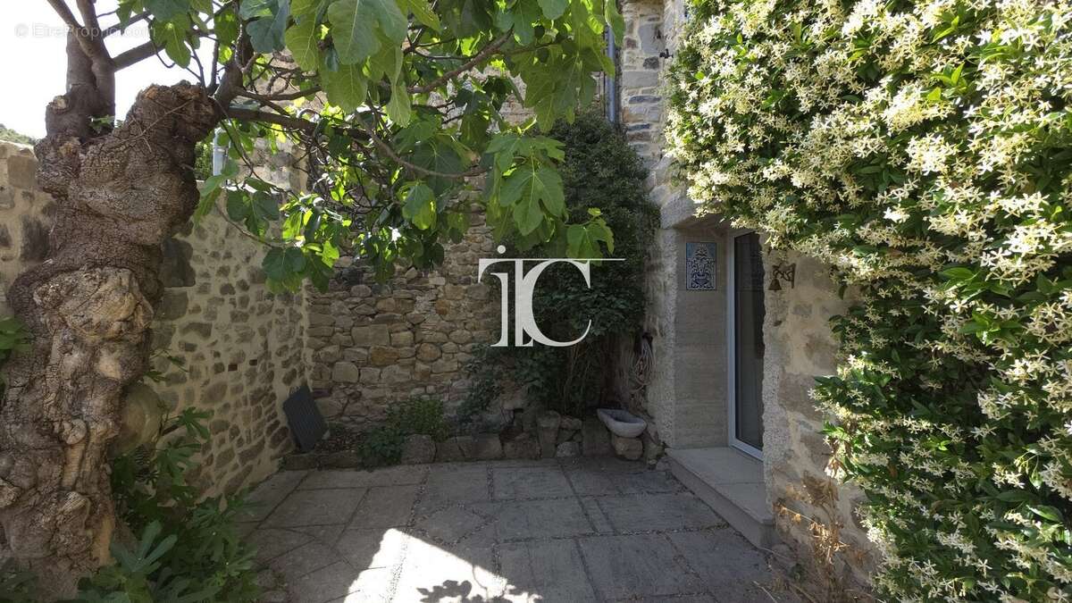 Maison à LES VANS