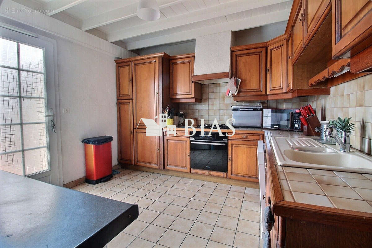 Maison à BOURG-ACHARD