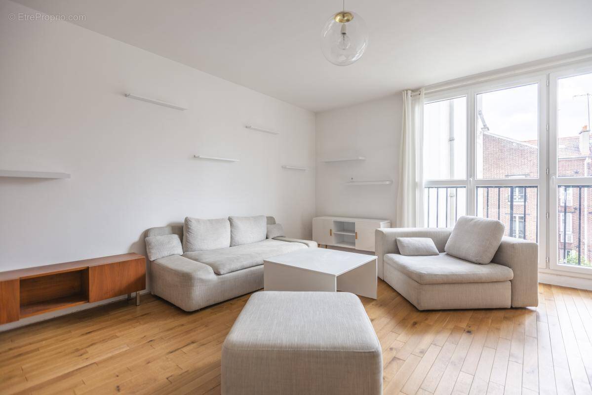 Appartement à IVRY-SUR-SEINE