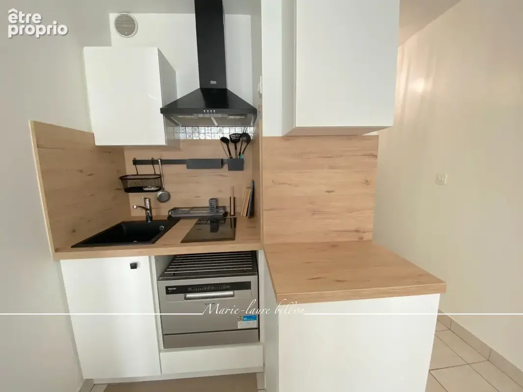 Appartement à vendre 2 pièces LES SABLES D'OLONNE (85), hyper centre, à deux pas de la plage, du remblai et des commerces - photo 4
