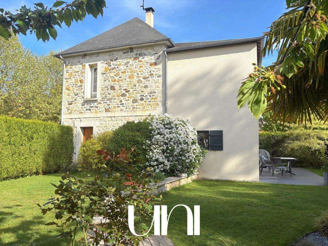 Maison 4 pièces de 123 m2 en pierres - GAVRUS - photo 6