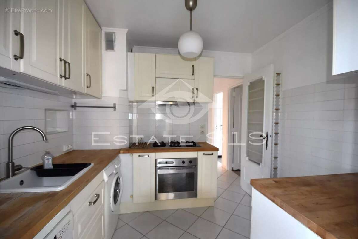 Appartement à LE CANNET