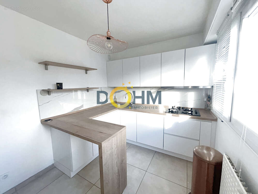 Appartement à SAINT-ETIENNE