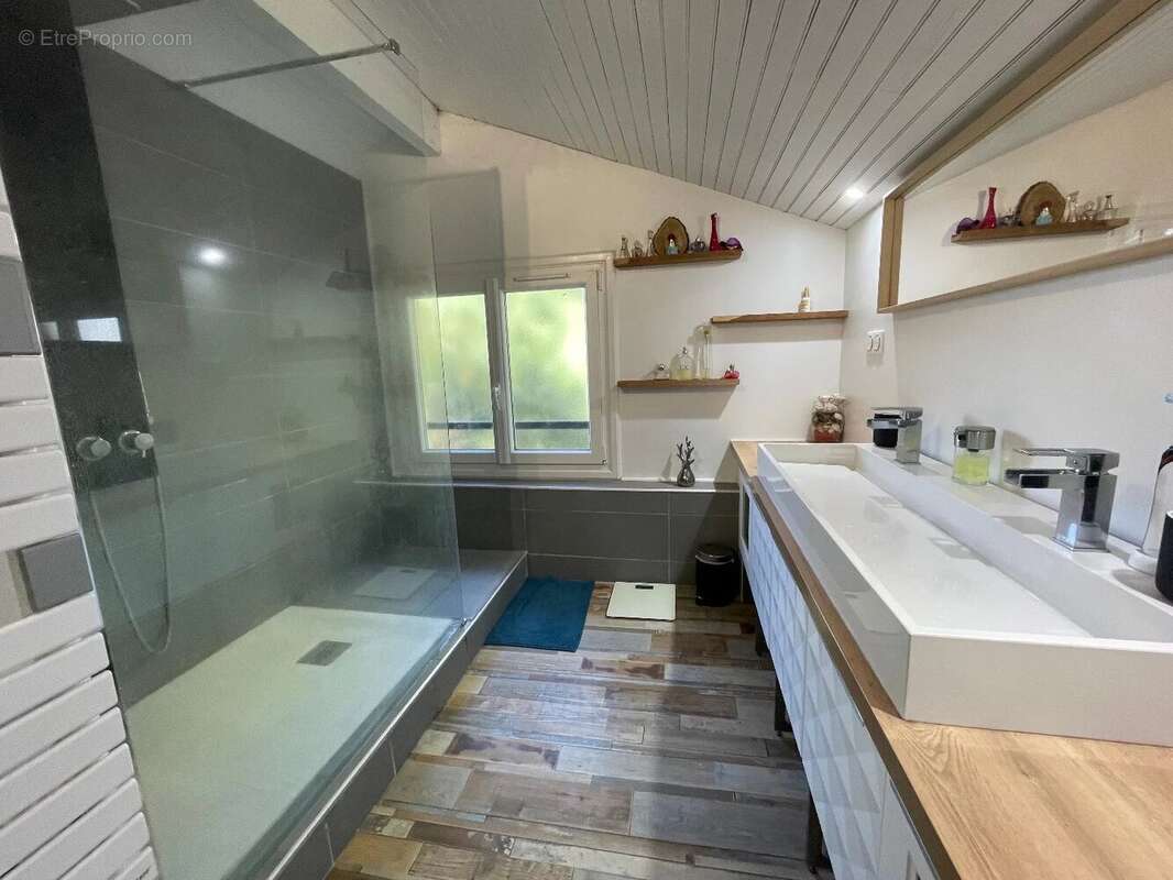 Maison plus dépendance - photo 8