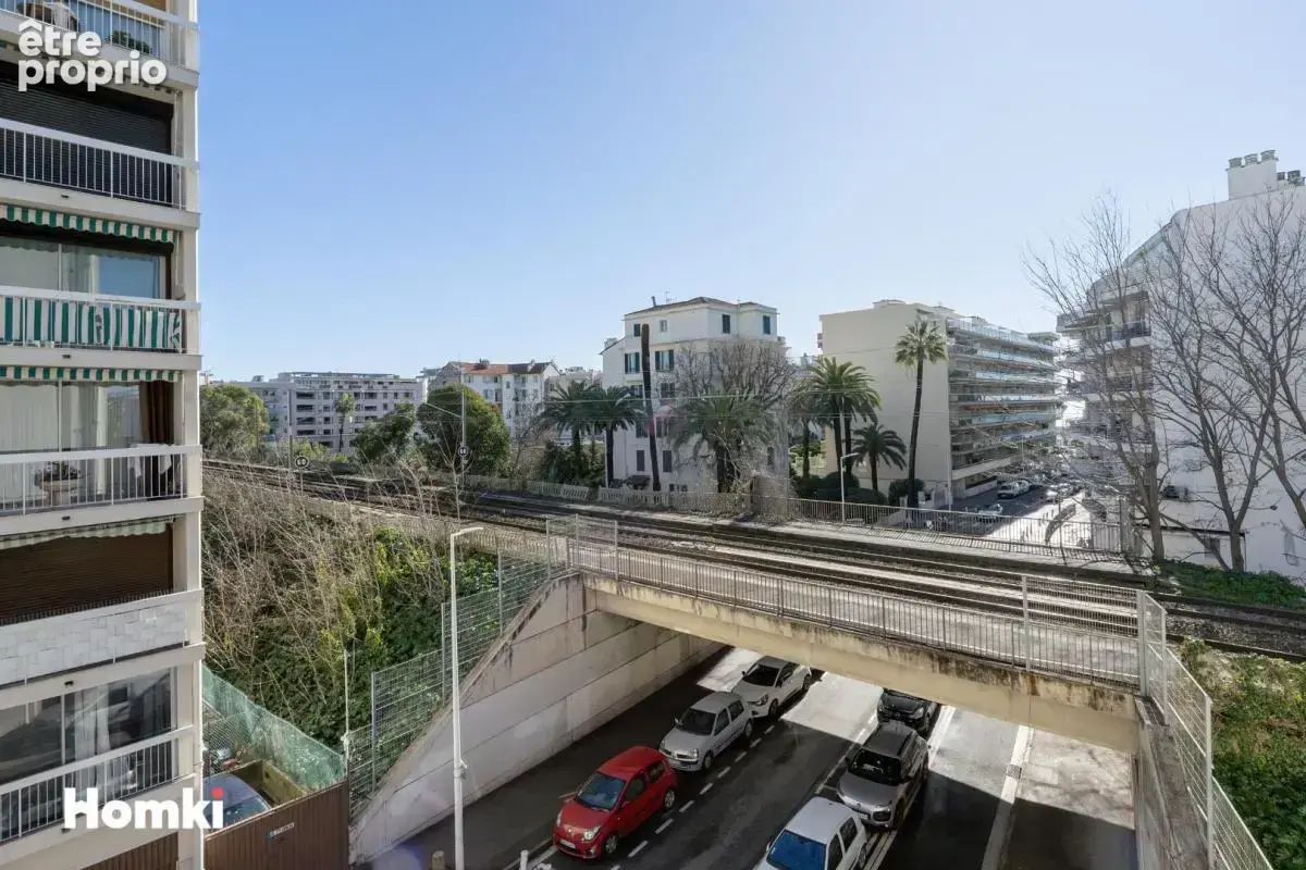 Appartement T4 de 64 m² à Antibes 06160, Rue Bricka - photo 8