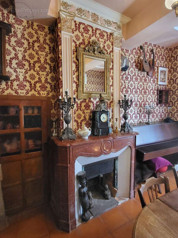 Caux - Charmante maison de village, 4 pièces, 2 chambres, située à 2 pas du centre du village, beau potentiel - photo 5