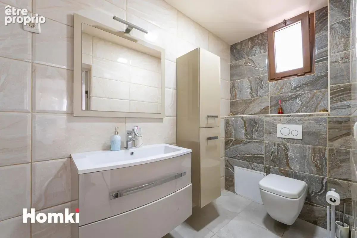 Appartement T4 de 93m² à Marseille 13013, Chemin de Château Gombert - photo 4