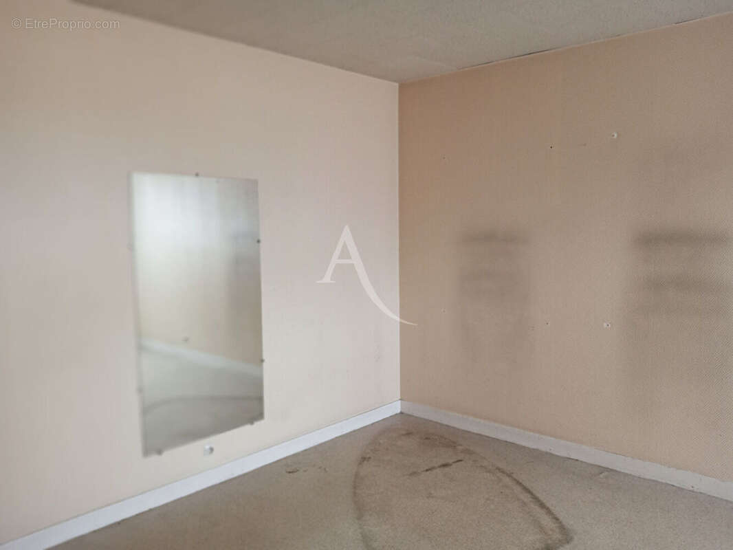 Commerce à ROCHEFORT