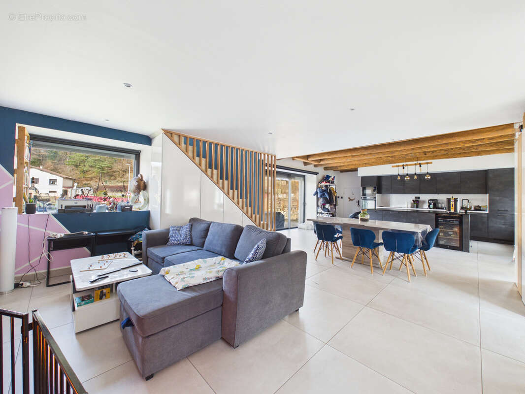 Maison à SAINT-PAL-DE-MONS