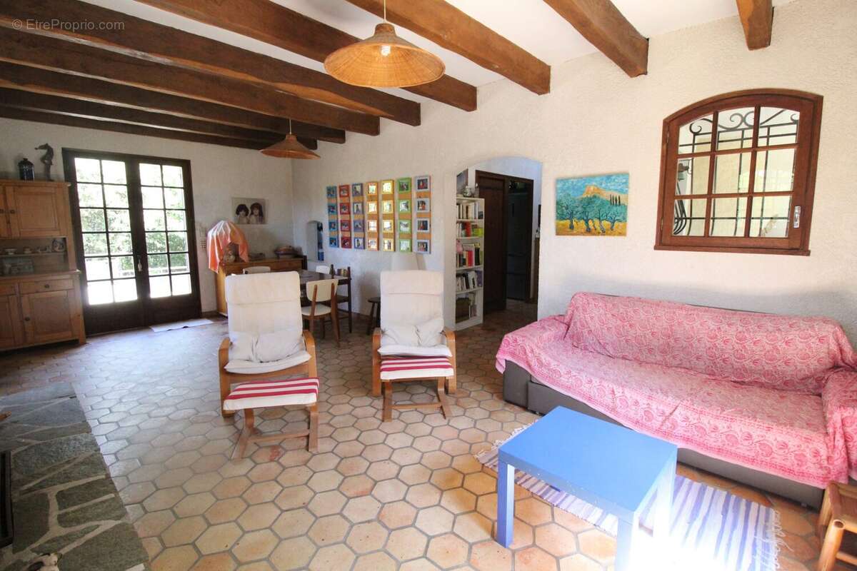Maison 94 m² à Saint-Palais-Sur-Mer  - photo 9