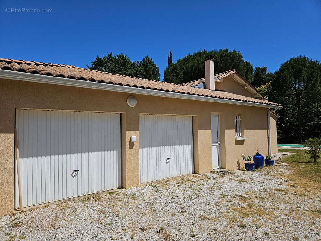 Maison Marsac Sur L Isle 6 pièce(s) 130 m2 - photo 14
