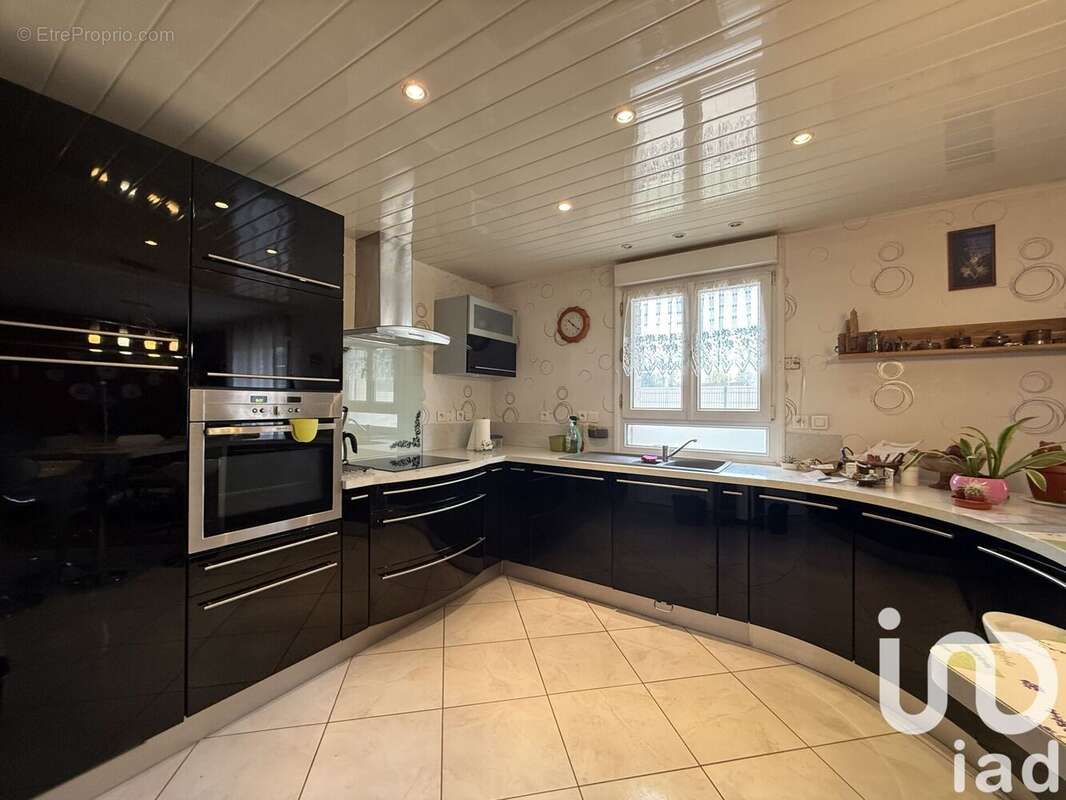 Maison 86 m² à Vauclerc  - photo 4