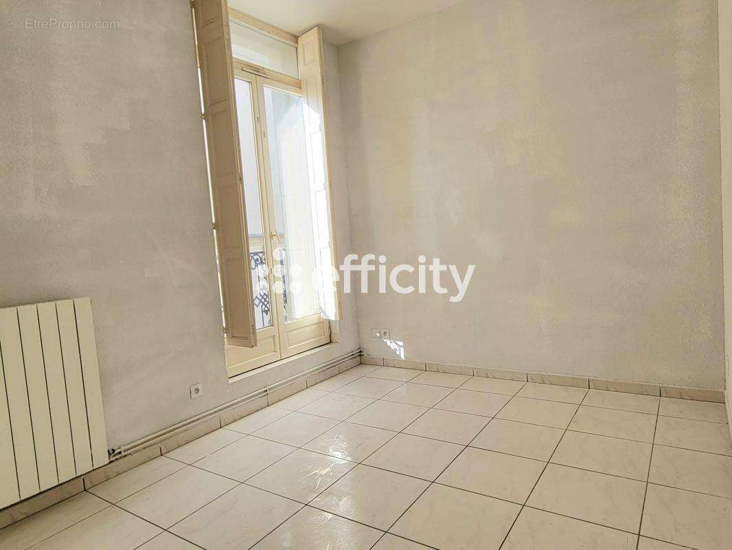 Appartement à BEZIERS