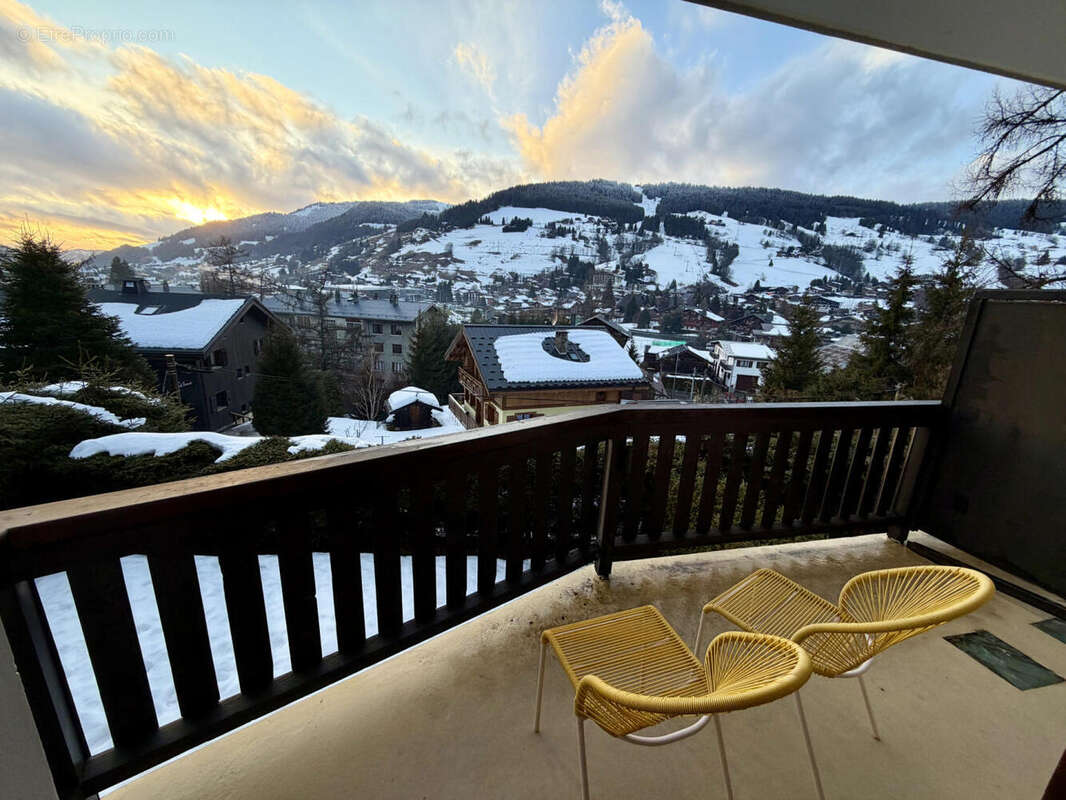 vue et balcon (5) - Appartement à MEGEVE