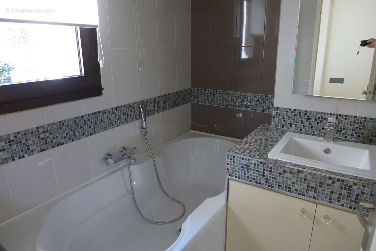 Hespérides 3 pièces Paris 17ème : très bel appartement refait à neuf - photo 8