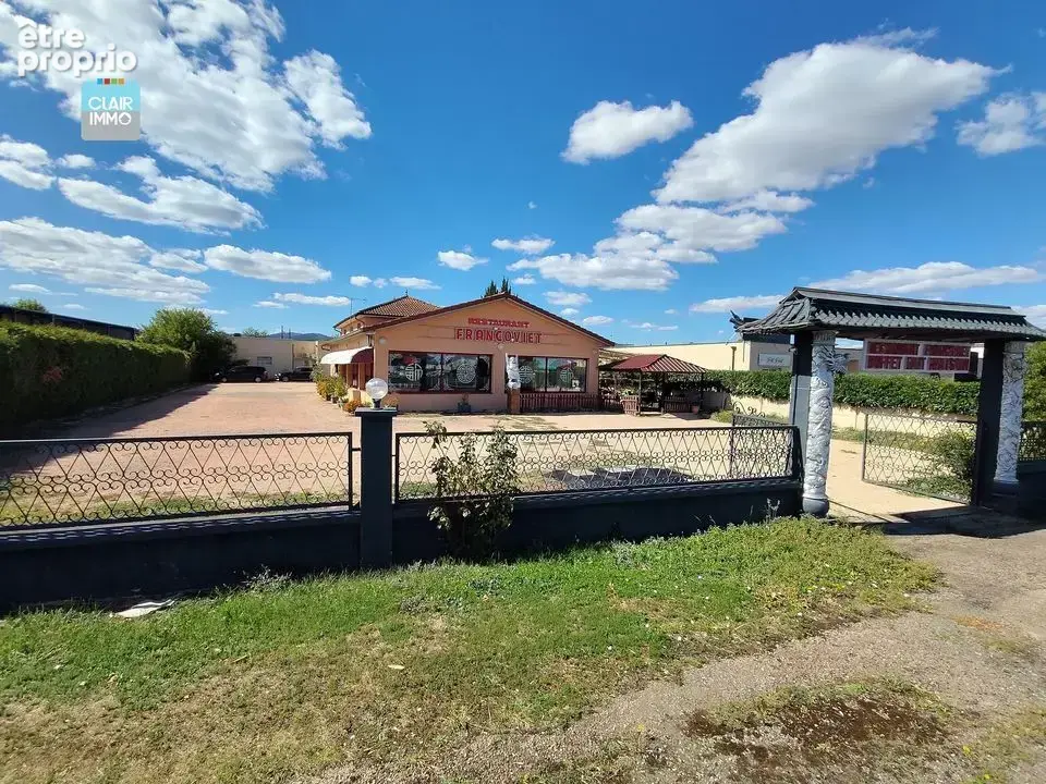 Photo Commerce à Creches-Sur-Saone au prix de 198 000€