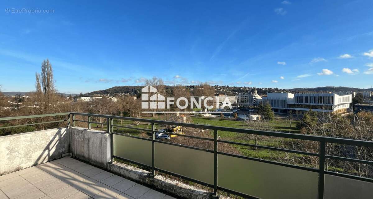 Appartement à BOURGOIN-JALLIEU