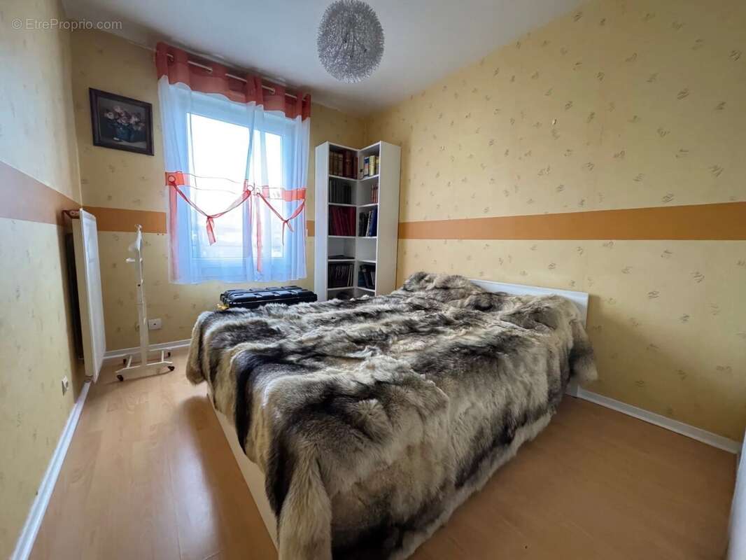 Appartement à LE PLESSIS-TREVISE