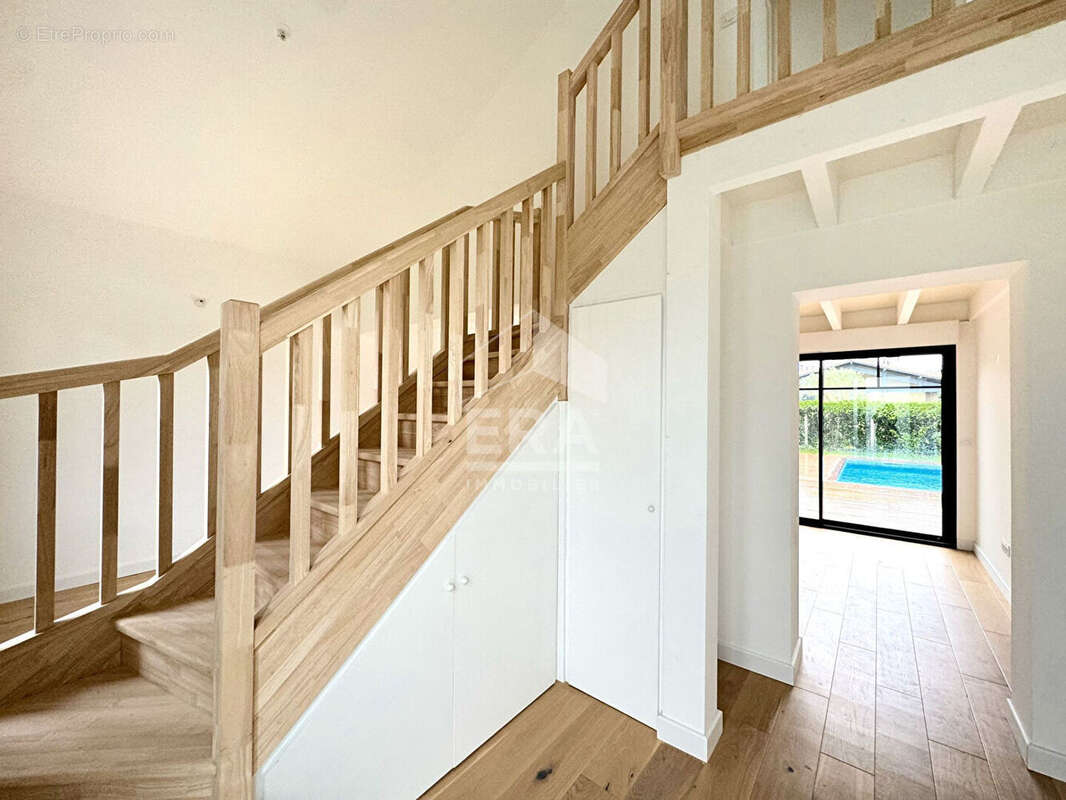 Maison à GUJAN-MESTRAS