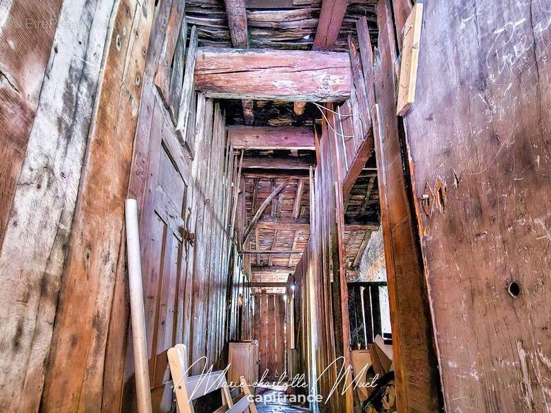 Appartement à PONT-DE-VAUX