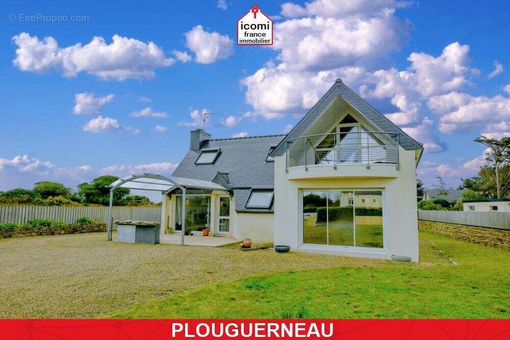 Maison à PLOUGUERNEAU