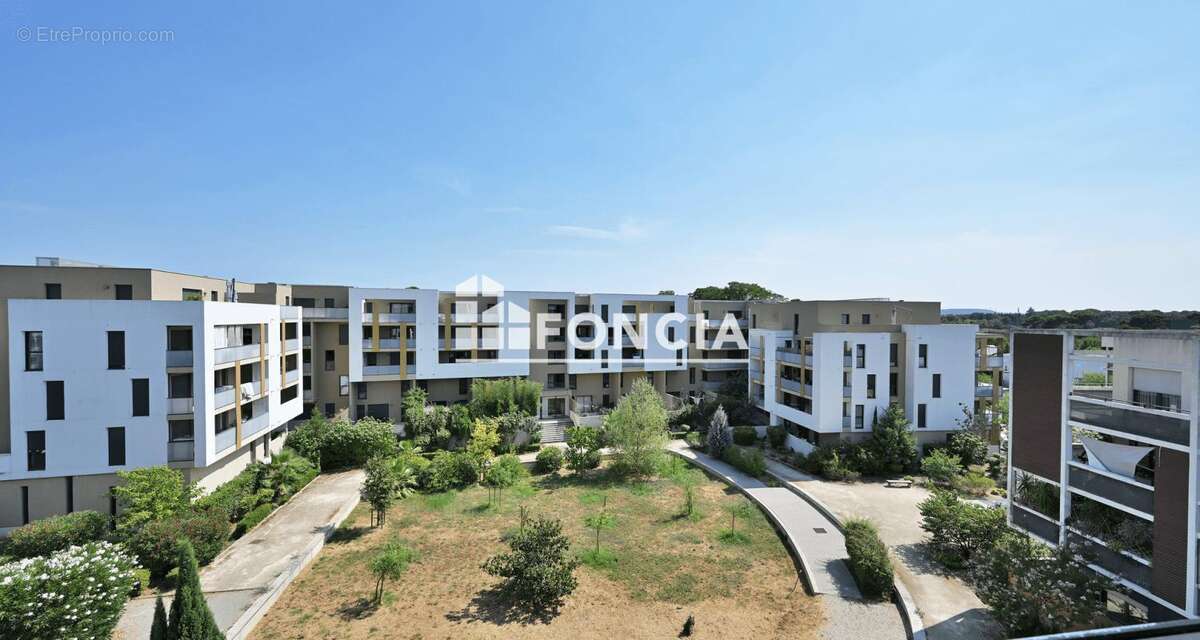 Montpellier Quartier OVALIE : Beau T2 avec terrasse et garage - photo 16