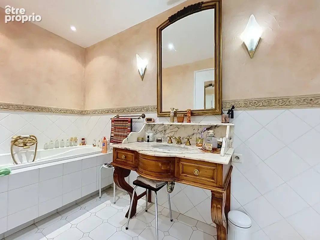 Vends appartement 3 pièces avec balcon secteur Castellane - photo 7