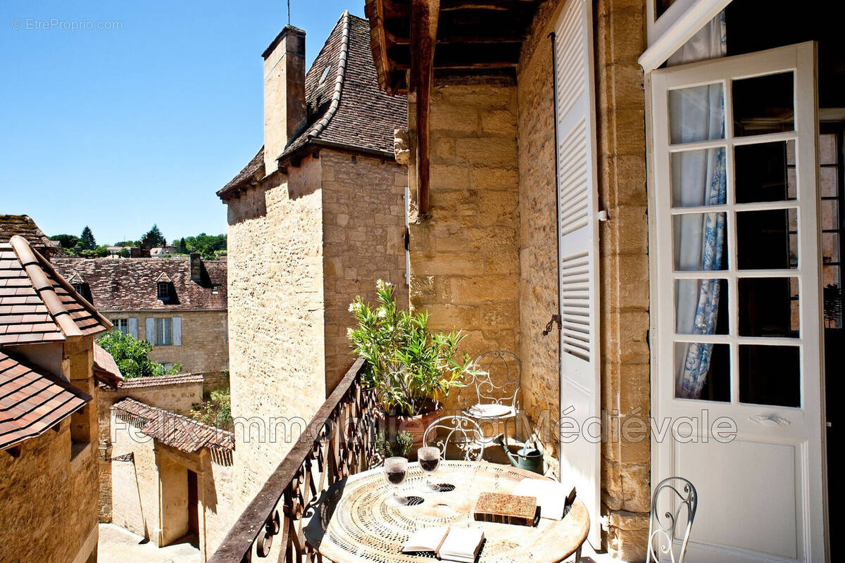 Appartement à SARLAT-LA-CANEDA