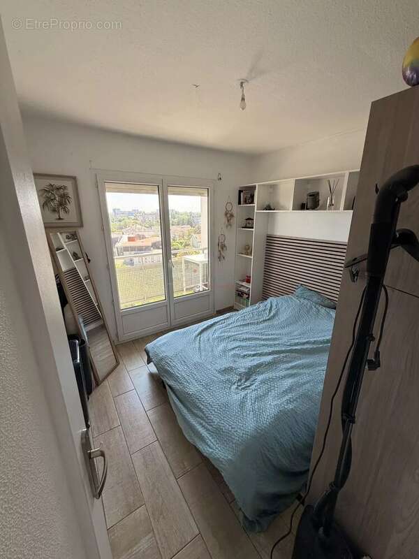 T2 avec balcon à Saint-Maurice-de-Beynost - photo 3