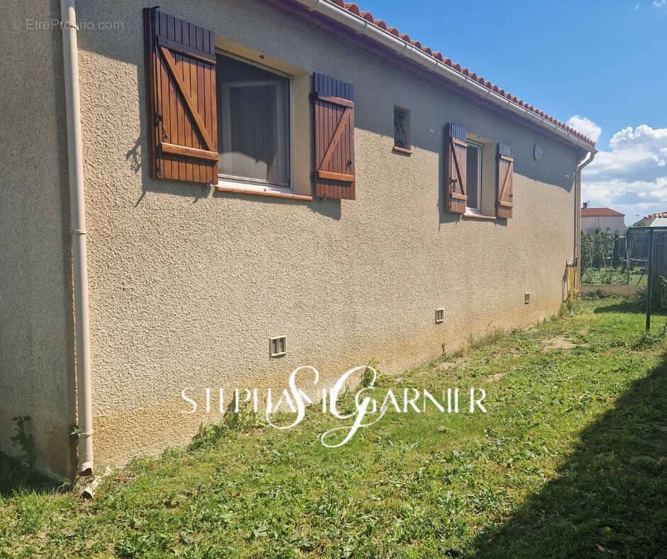 Villa 4 faces, grand jardin et garage - photo 3