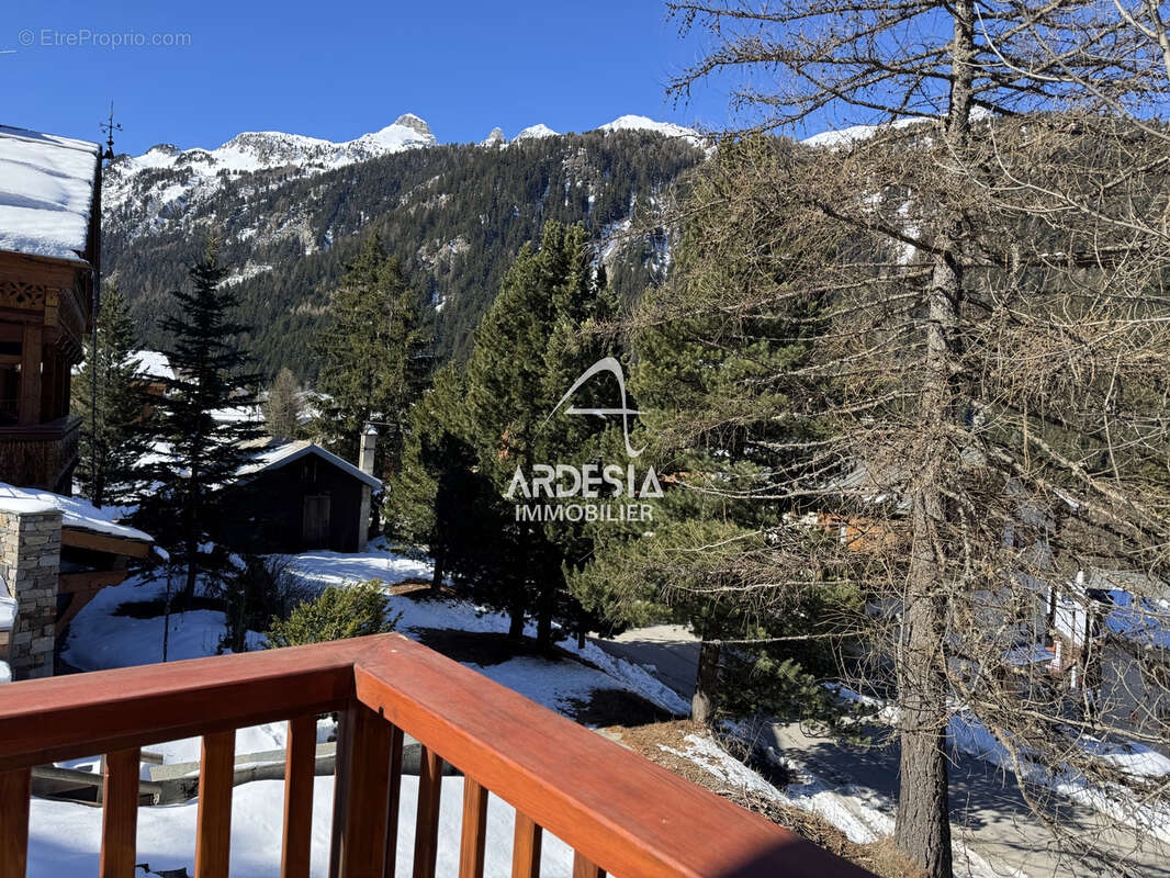 Appartement à AVRIEUX