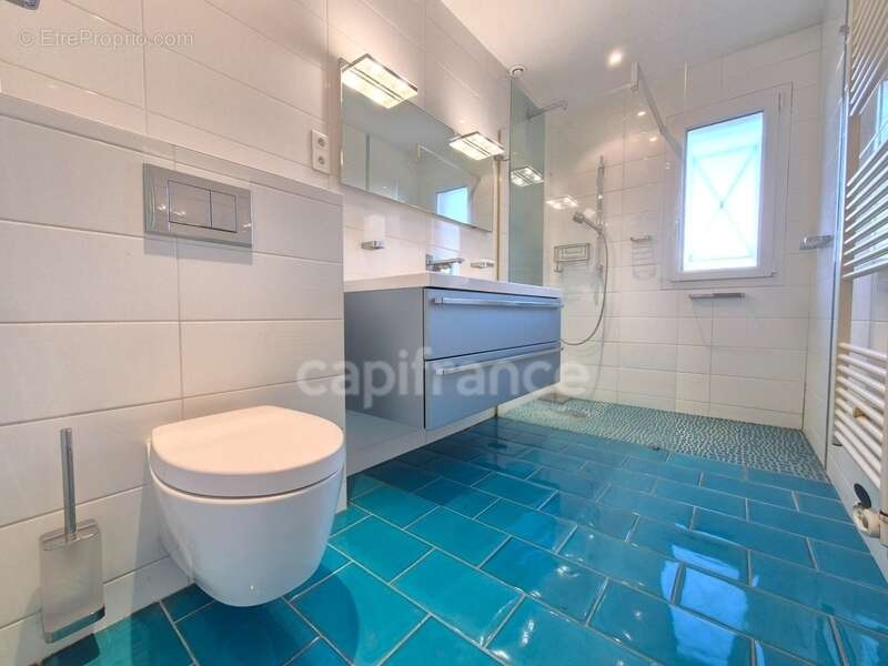Maison à vendre 7 pièces SAINT GEORGES DE DIDONNE (17) - Grand Garage - Terrain de 945m² - photo 19