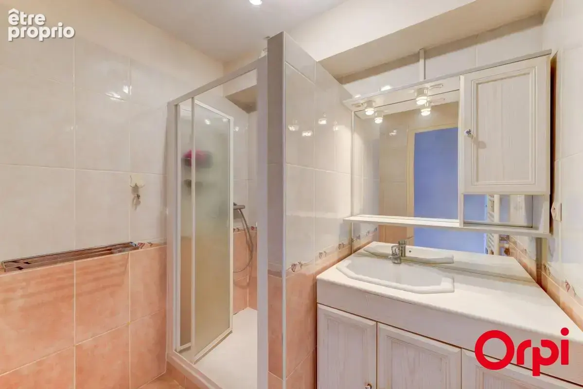 T3 de 96,63 m² - Vue dégagée - photo 13