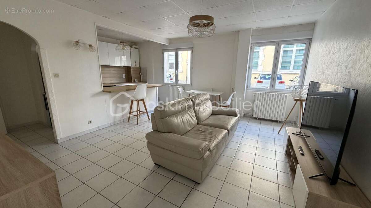 Appartement à ANNEYRON