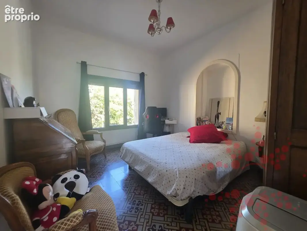 Maison T4 de 132 m² avec garage, atelier et plus de 200 m² d'espaces annexes à aménager ! - photo 9