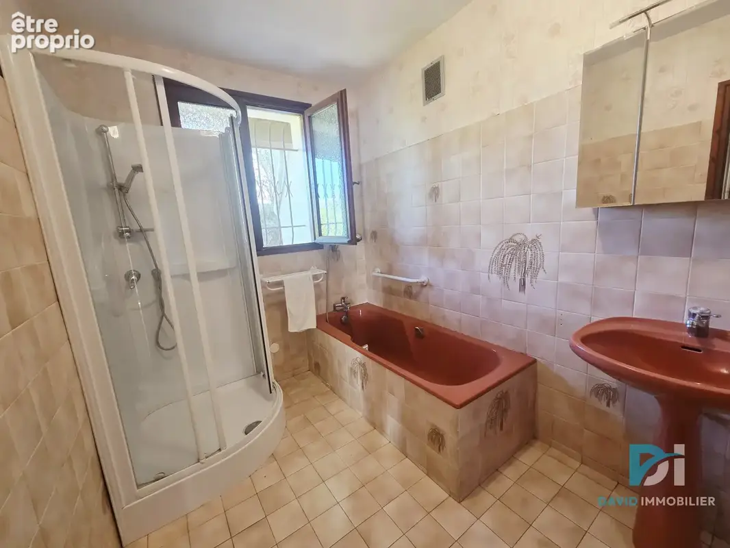 Villa plain-pied avec garage - photo 9