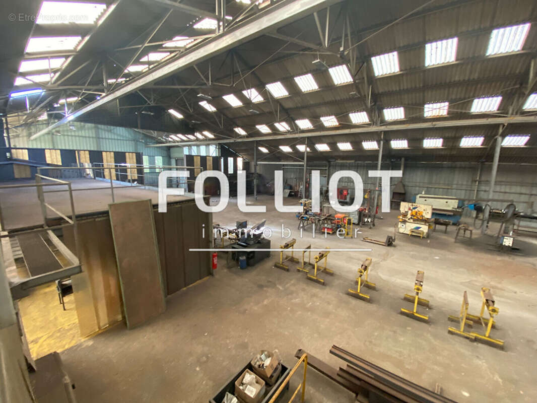 Commerce à SAINT-PIERRE-DE-COUTANCES