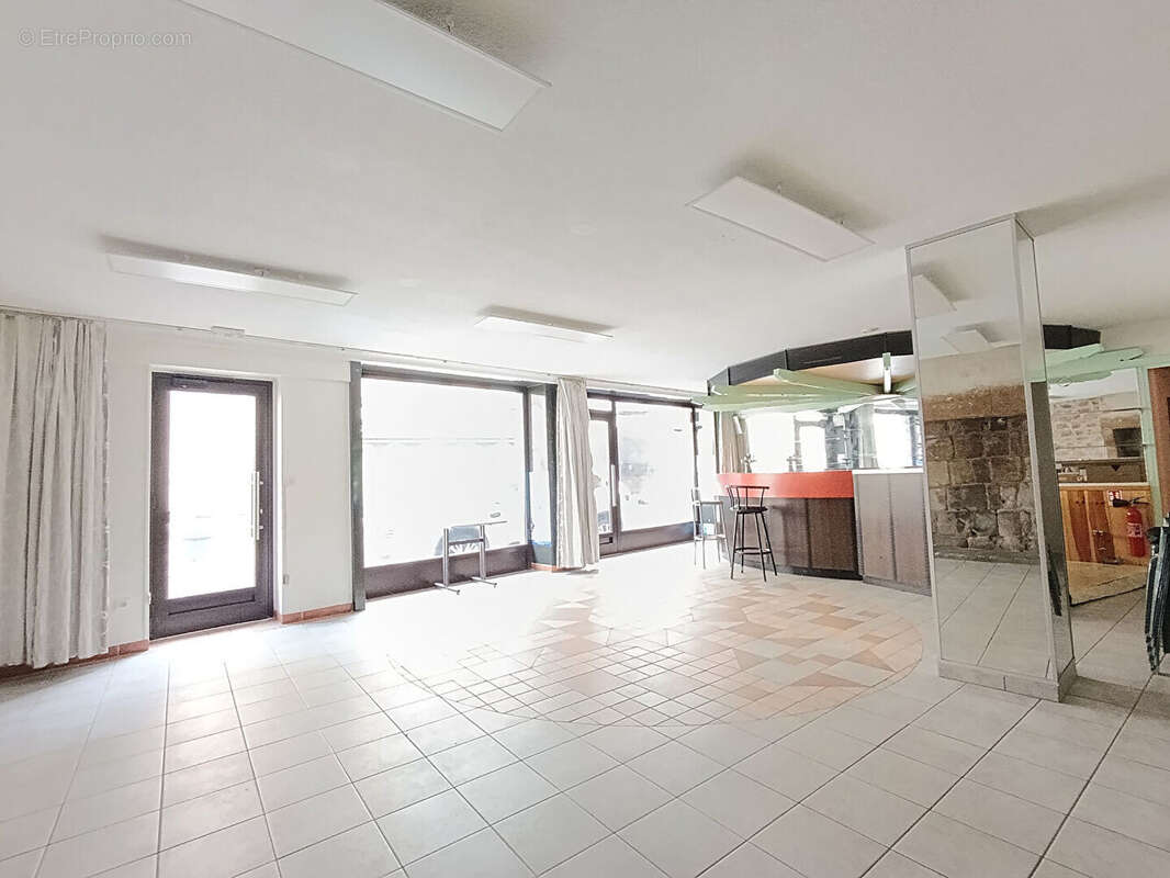 Appartement à LA CHAISE-DIEU