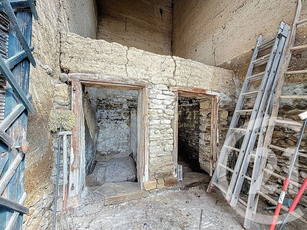 Maison à RUY