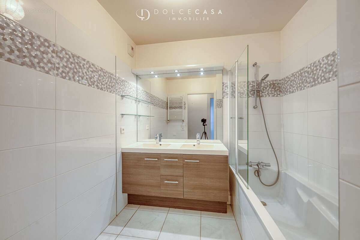 Appartement à NOGENT-SUR-MARNE