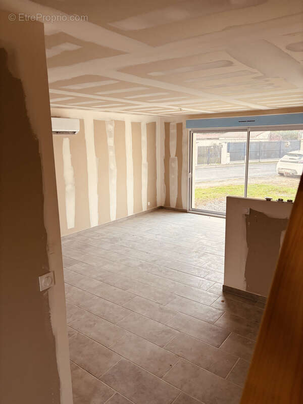 Maison à VAILLY-SUR-AISNE