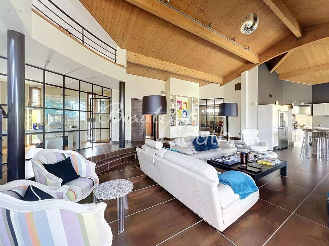 Propriété d’exception aux portes de Perpignan – 260 m² habitables sur 1 690 m² paysagés avec piscine, Pollestres - photo 5