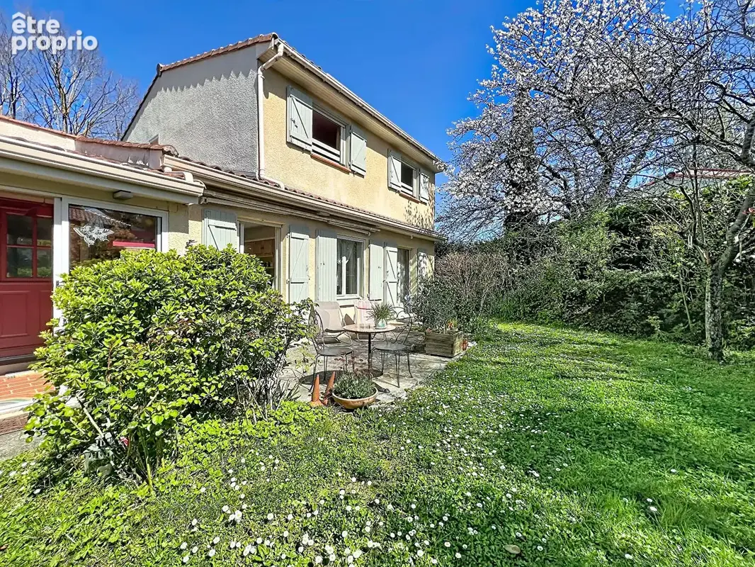 Maison à AUZIELLE