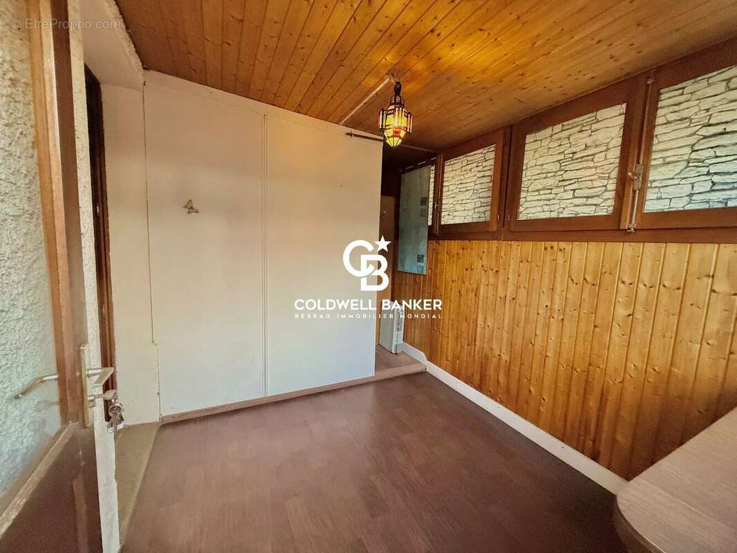 Appartement à SAINT-CERGUES