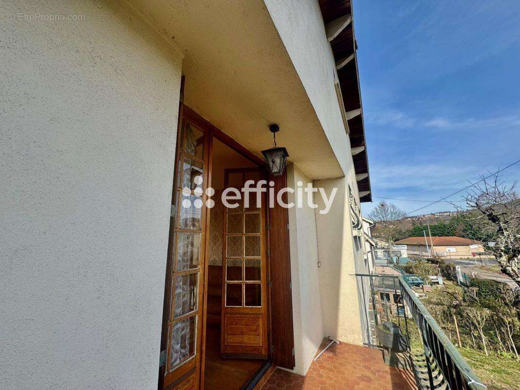 Maison 120 m² à Thiers  - photo 10