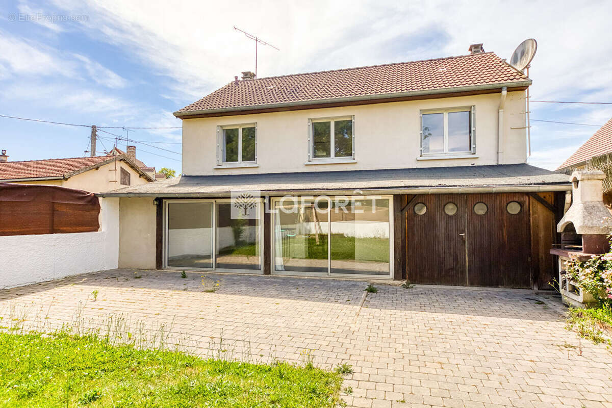 Maison Gretz Armainvilliers 5 pièce(s) 124 m2 - photo 12