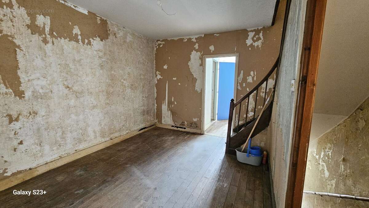 Maison à CELLES-SUR-BELLE