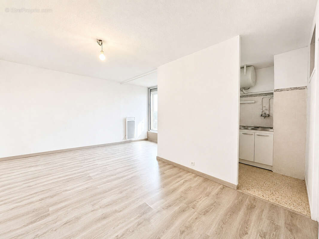 Appartement à CANDILLARGUES